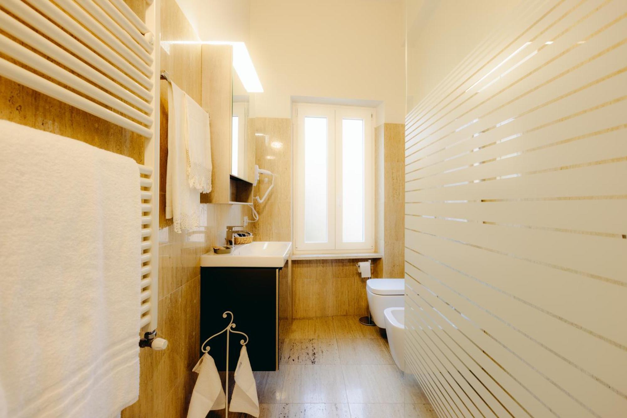 Eap Suites, เวโรนา ภายนอก รูปภาพ